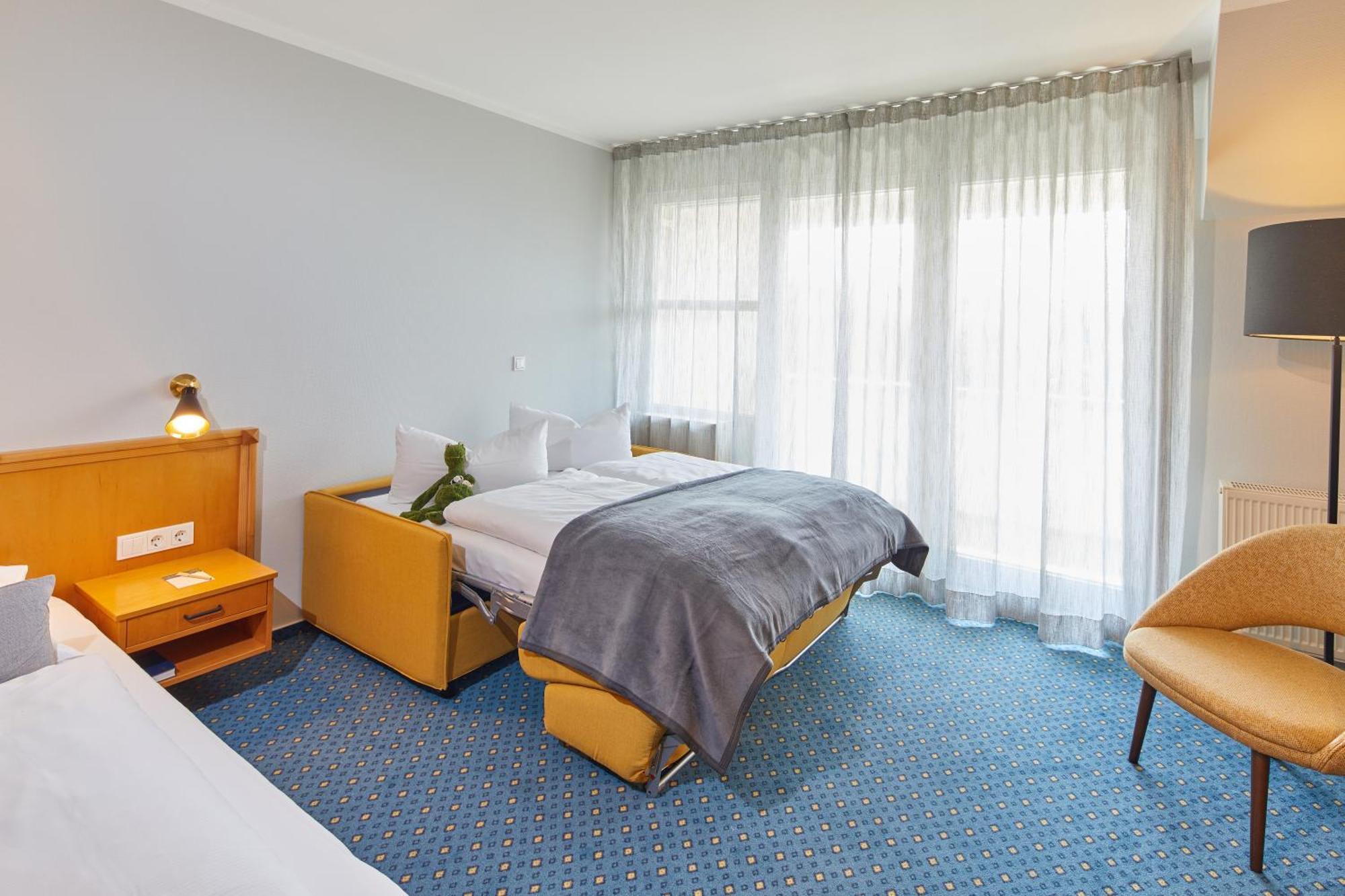 Hotel Sonneck Knüllwald Esterno foto
